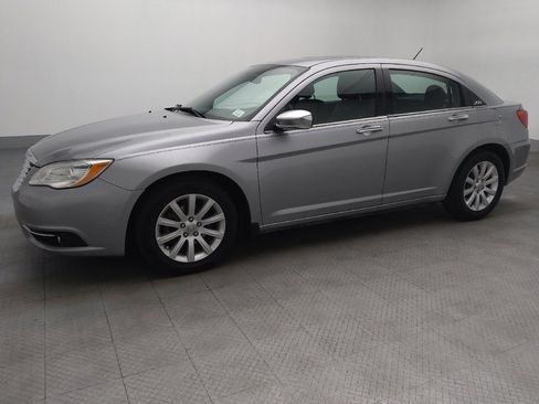 Used 2014 Chrysler 200 Limited w/ Sun/Sound Group image 2