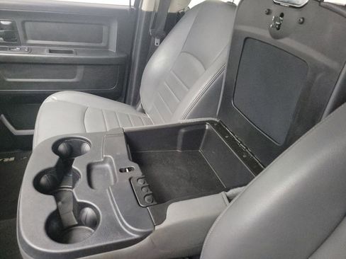 Used 2019 RAM 1500 Express image 28