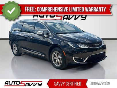 Used 2018 Chrysler Pacifica Limited w/ Advanced Safetytec Group