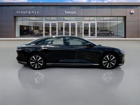 Used 2024 Lucid Air Touring AWD/4WD image 2