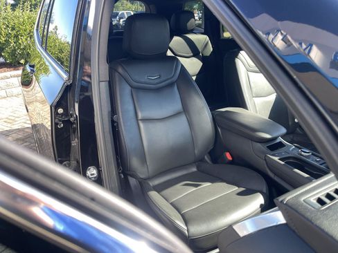 Used 2024 Cadillac XT6 Premium Luxury w/ LPO, Floor Liner Package AWD/4WD image 38