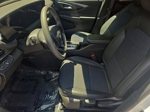 Used 2025 Buick Envista Preferred w/ Advanced Safety Package FWD image 15