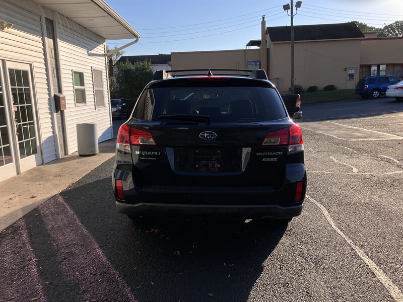 Used 2014 Subaru Outback 2.5i Limited AWD/4WD image 5