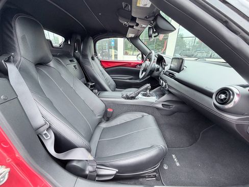 Used 2021 MAZDA MX-5 Miata Grand Touring RWD image 20
