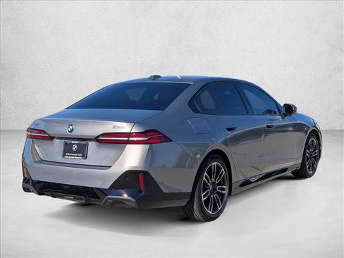 New 2026 BMW 530i xDrive w/ M Sport Package image 2