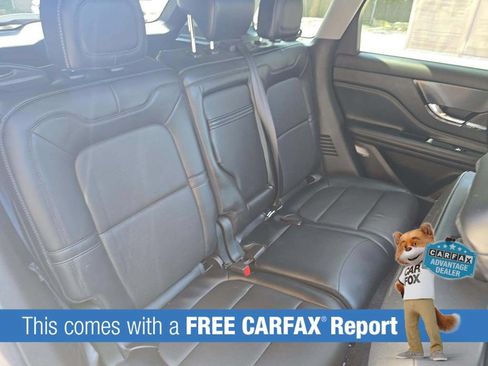 Used 2022 Lincoln Corsair AWD w/ Premium Package image 3
