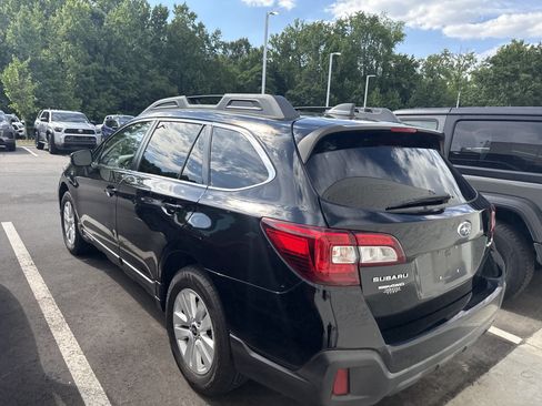 Used 2019 Subaru Outback 2.5i Premium AWD/4WD image 9