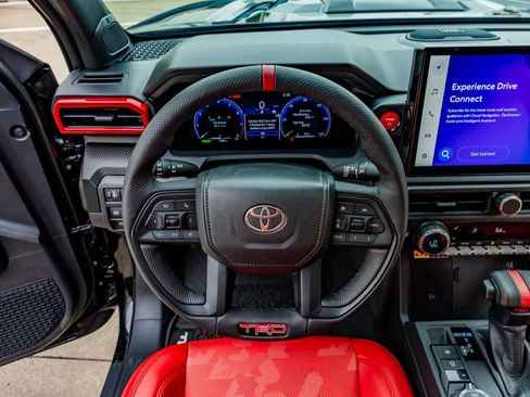 Used 2025 Toyota Tacoma TRD Pro w/ Tow Tech Package AWD/4WD image 19