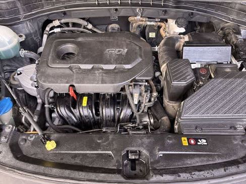 Used 2018 Kia Sportage LX w/ LX Technology Package FWD image 15