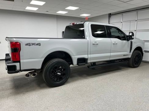 Used 2025 Ford F350 Lariat w/ Black Appearance Package AWD/4WD image 10