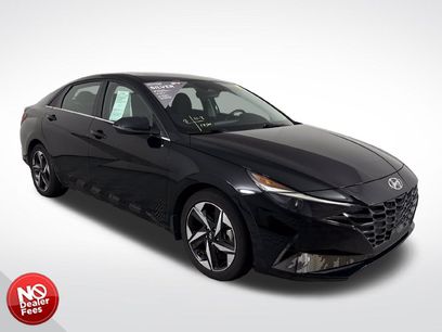 Used 2022 Hyundai Elantra SEL w/ Convenience + Premium Package