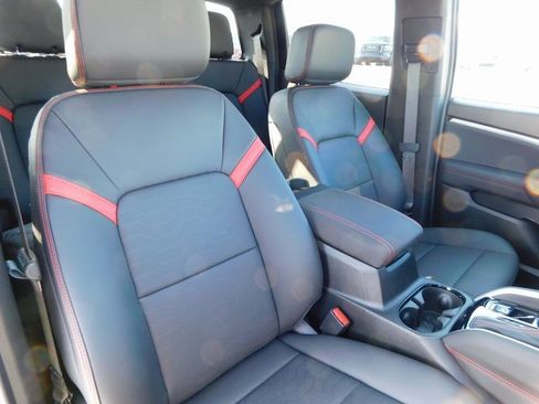 New 2025 Chevrolet Colorado Z71 w/ Technology Package image 24