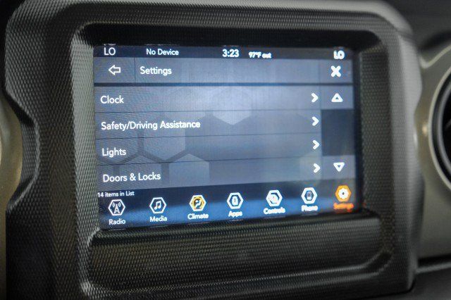 Used 2021 Jeep Wrangler Unlimited Sport AWD/4WD image 35