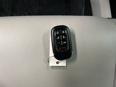 Used 2025 Honda Odyssey Touring image 43