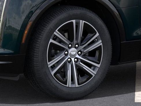 New 2026 Cadillac Lyriq Luxury image 9