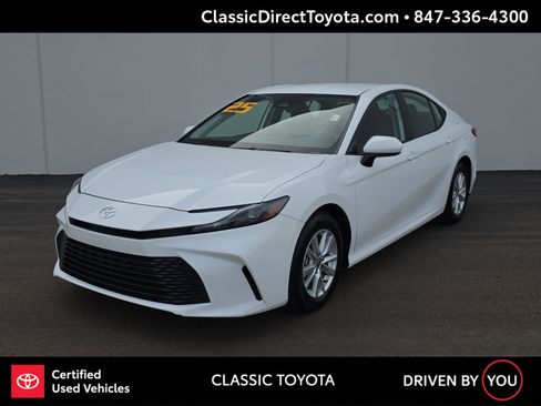 Certified 2025 Toyota Camry LE FWD image 1