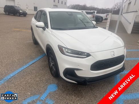 Used 2024 Honda HR-V EX-L image 3