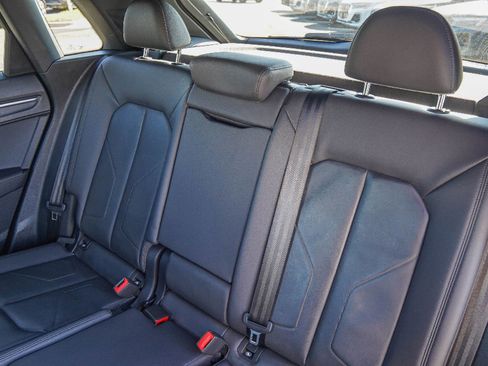 Certified 2025 Audi Q3 2.0T Premium Plus w/ Premium Plus Package image 30