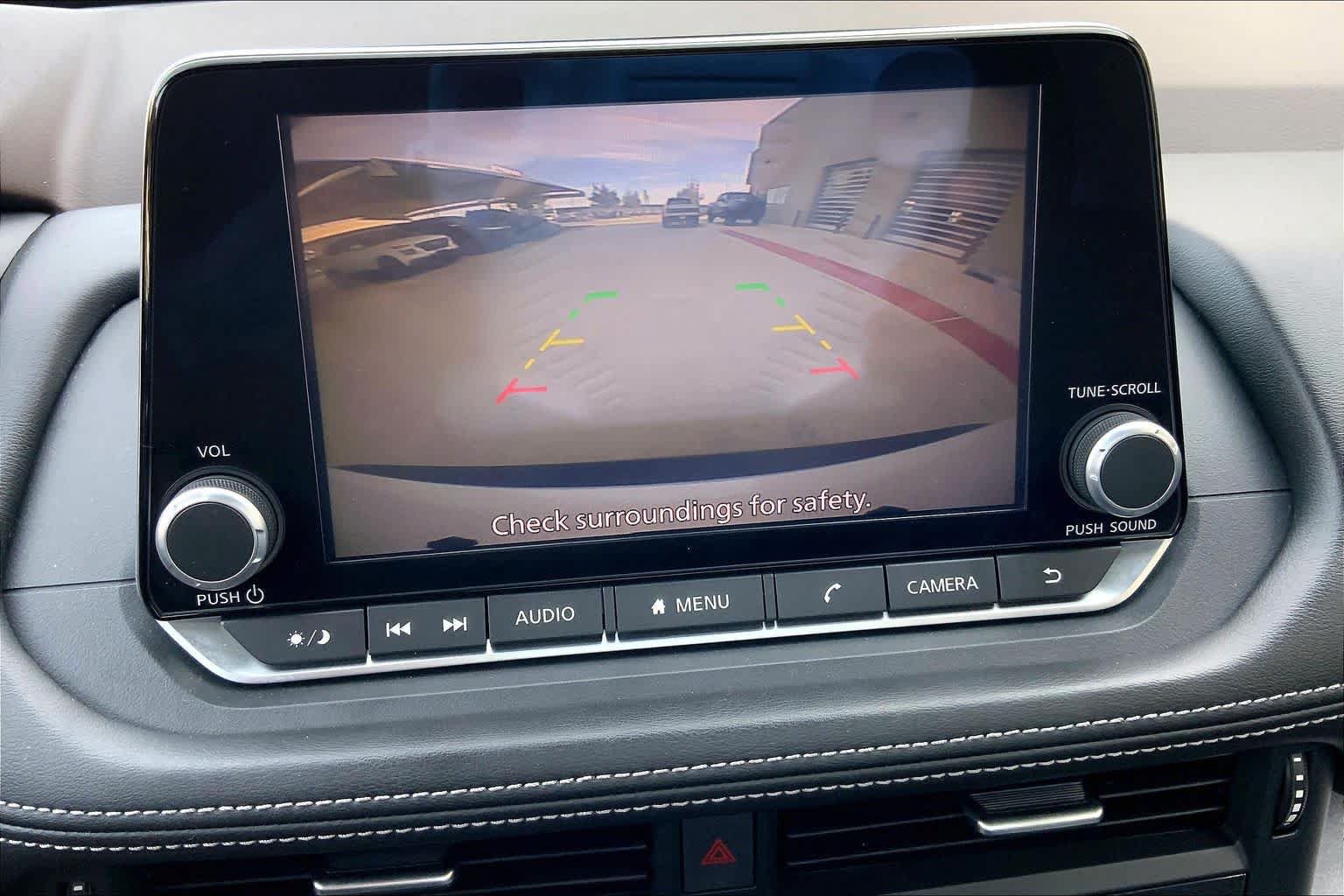 Used 2023 Nissan Rogue SV FWD image 28