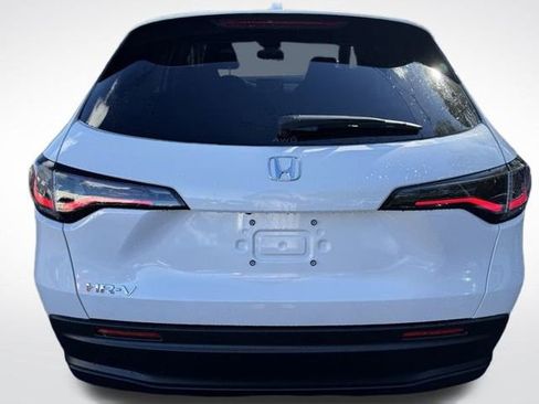 New 2026 Honda HR-V LX image 5