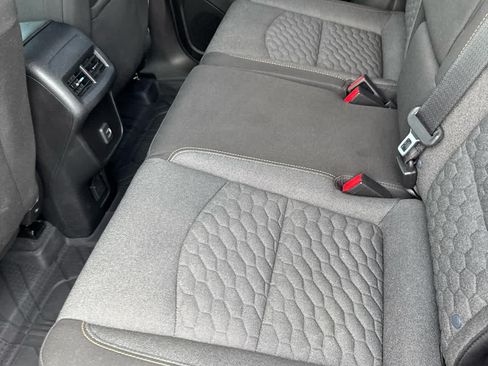 Used 2020 Chevrolet Equinox LT FWD image 10