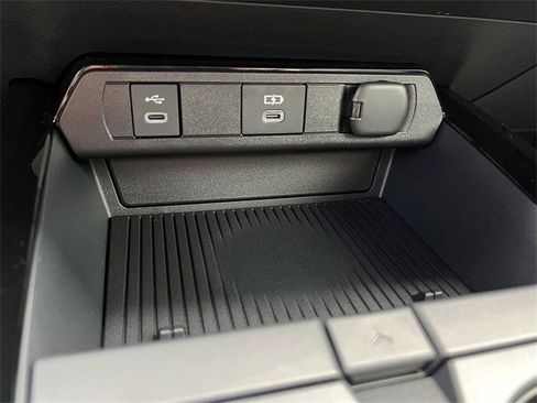 New 2026 Toyota Prius LE image 14