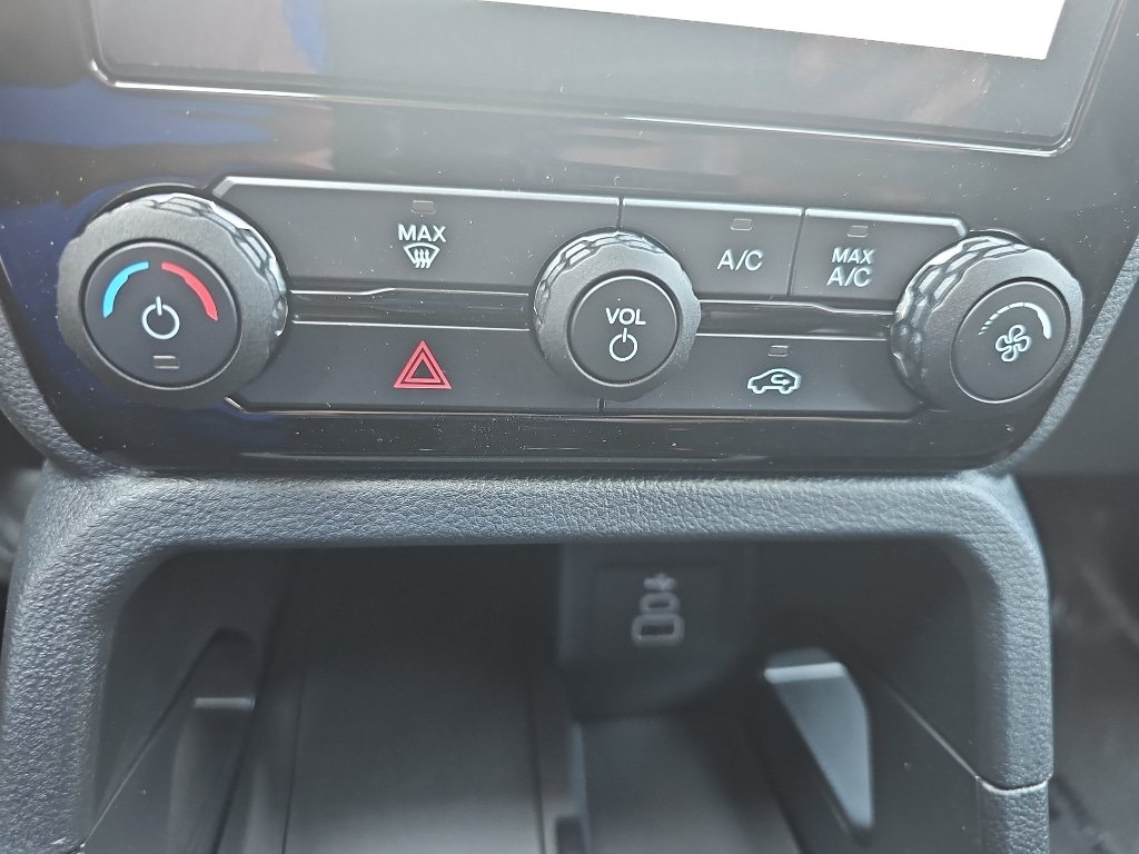 New 2026 Ford Ranger XLT w/ FX4 Off-Road Package AWD/4WD image 17
