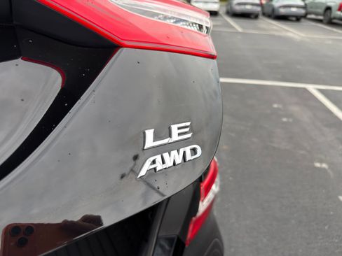 Used 2020 Toyota Camry LE AWD/4WD image 26