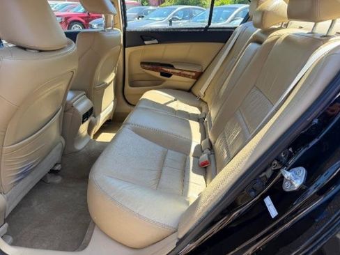 Used 2011 Honda Accord EX-L image 32