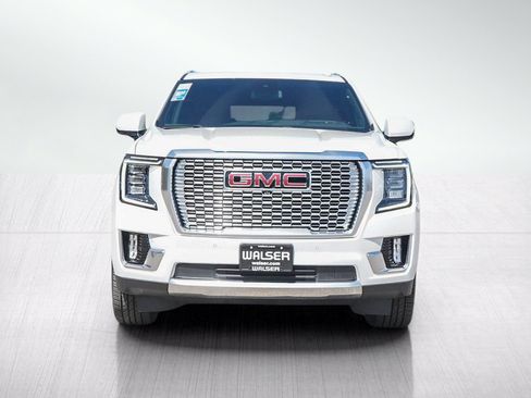 Used 2023 GMC Yukon Denali AWD/4WD image 8