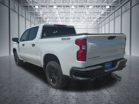 Used 2021 Chevrolet Silverado 1500 LT Trail Boss w/ Bed Protection Package AWD/4WD image 4