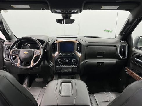 Used 2022 Chevrolet Silverado 1500 High Country w/ Technology Package image 14