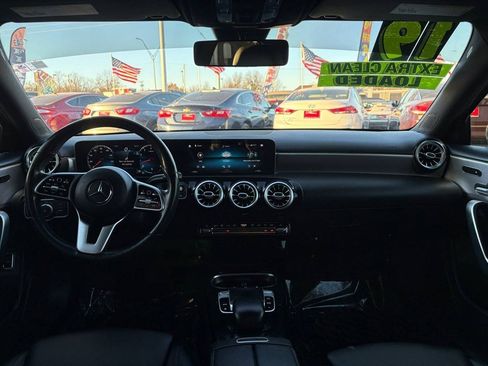 Used 2019 Mercedes-Benz A 220 4MATIC image 34