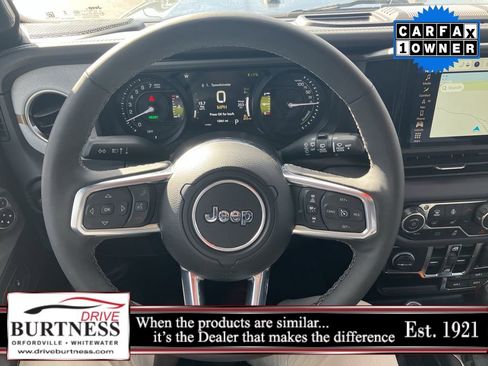 Used 2025 Jeep Wrangler Backcountry image 6