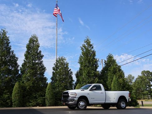 Used 2019 RAM 3500 Big Horn image 4