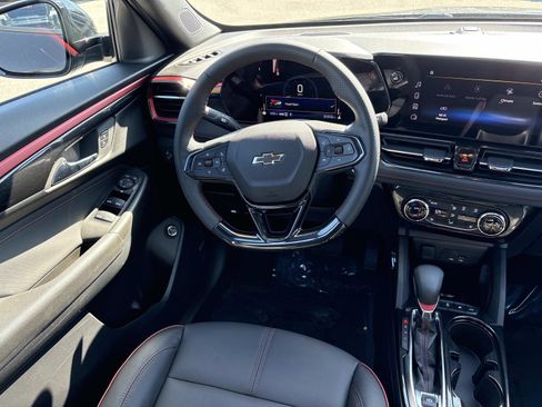 Certified 2025 Chevrolet TrailBlazer RS w/ Convenience Package image 26