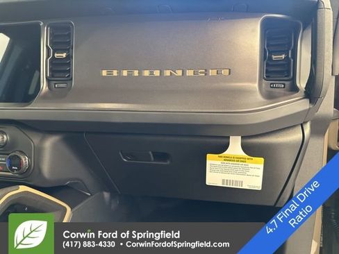 New 2025 Ford Bronco Badlands image 34