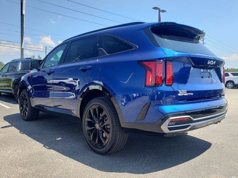 Certified 2023 Kia Sorento SX AWD/4WD image 7
