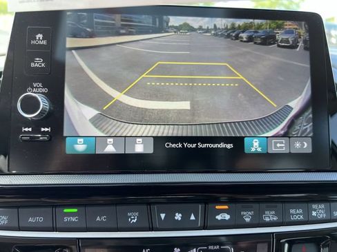 Used 2025 Honda Odyssey Elite image 15
