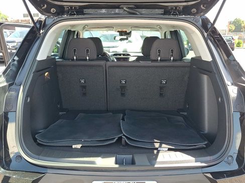 Used 2023 Chevrolet TrailBlazer LS AWD/4WD image 28