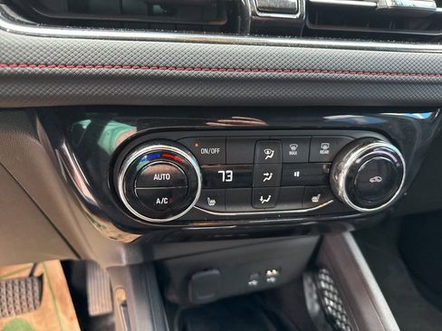 Used 2024 Chevrolet TrailBlazer RS w/ Convenience Package image 27