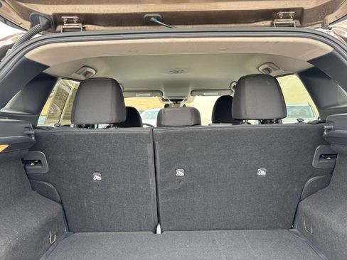 Used 2026 Nissan Kicks SV FWD image 30