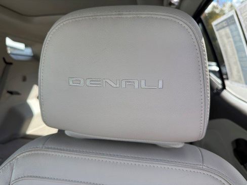 Certified 2020 GMC Terrain Denali w/ Denali Premium Package image 13