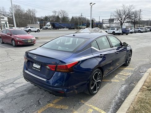 Used 2023 Nissan Altima 2.5 SR image 8