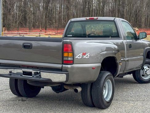 Used 2006 Chevrolet Silverado 3500 Work Truck w/ Snow Plow Prep Package image 13