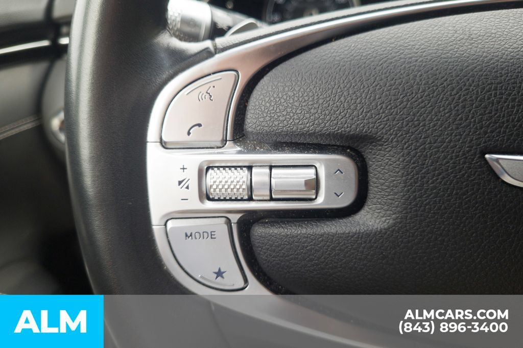 Used 2025 Genesis GV70 2.5T AWD/4WD image 30