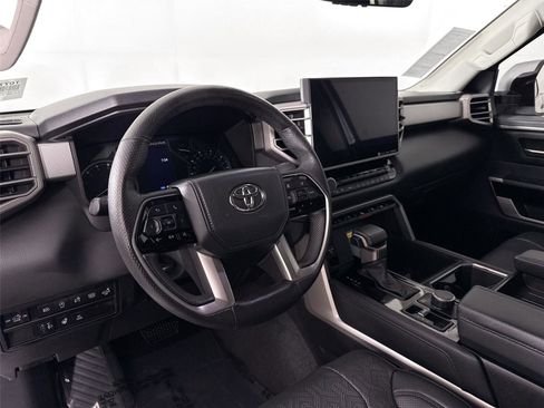 Used 2023 Toyota Tundra Limited image 4
