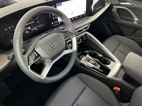 New 2025 Audi Q5 Premium Plus image 9