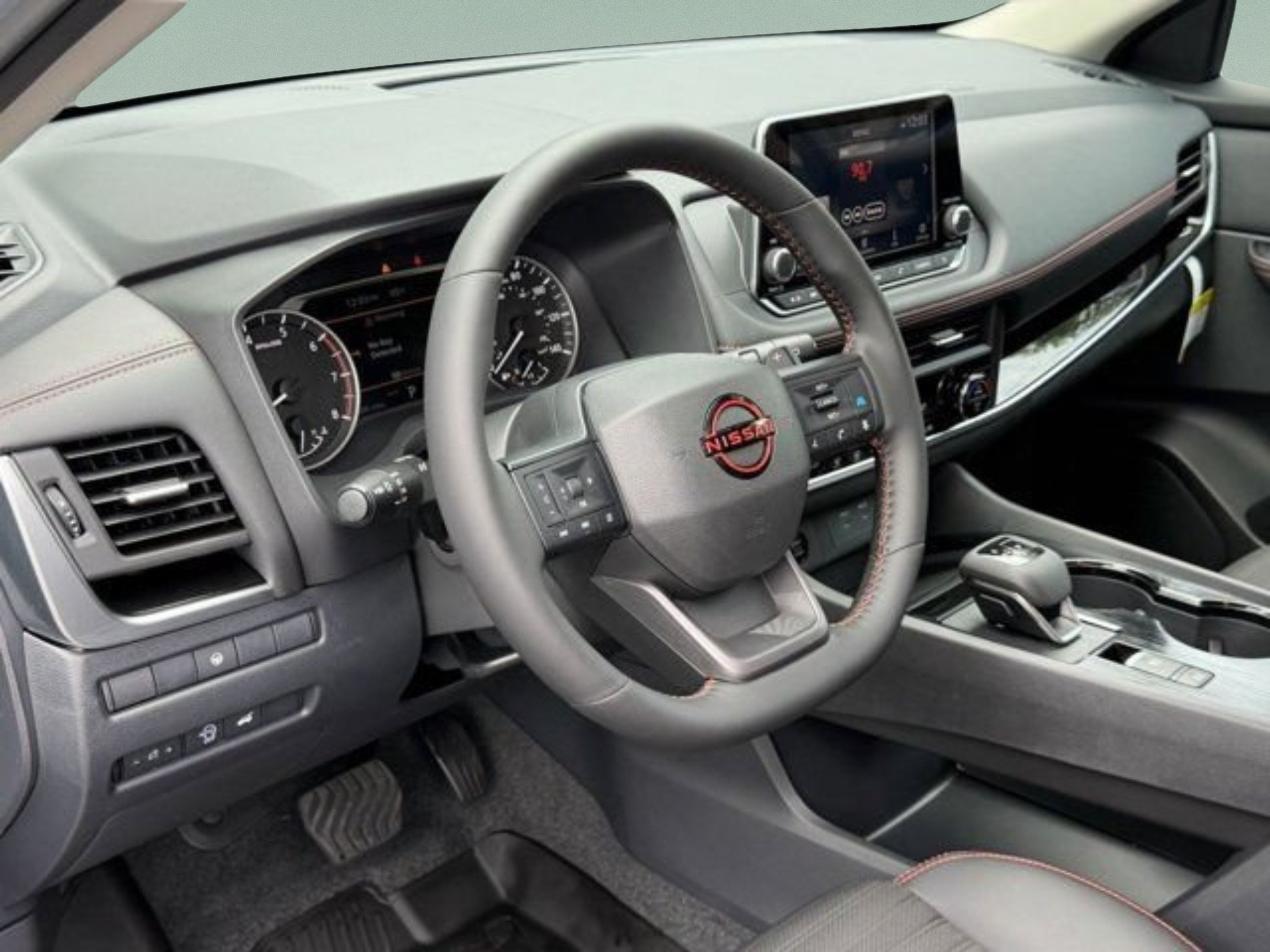 Used 2026 Nissan Rogue SV AWD/4WD image 13