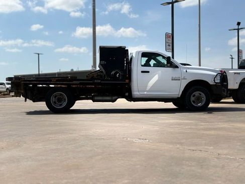 Used 2018 RAM 3500 Tradesman w/ Power & Remote Entry Group image 8